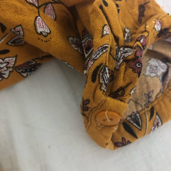 Deep yellow floral top with cross-over front - Picture 4 of 7
